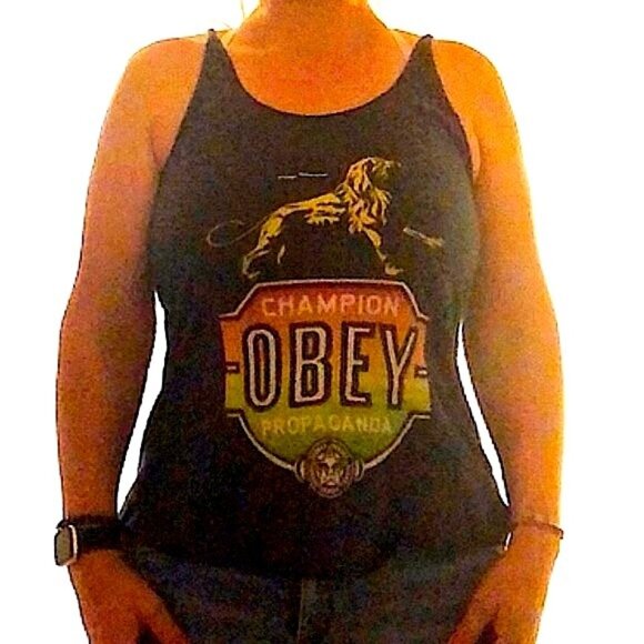 OBEY-WOMEN BLUE FRONT GRAPHIC RACE BACK TANK SIZE MEDIUM - Picture 2 of 3